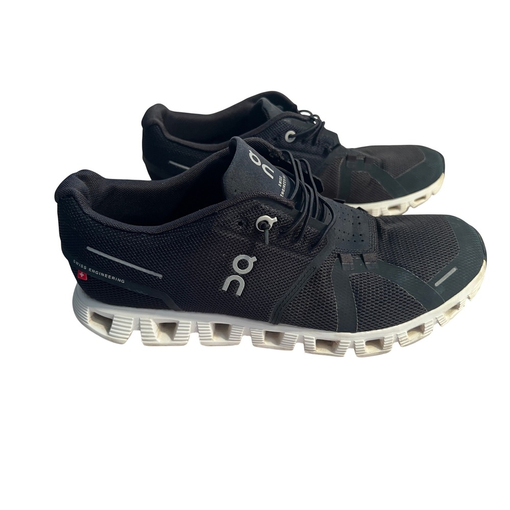On Cloud 5 Black Running Sneakers SZ10 Athletic Workout Trail